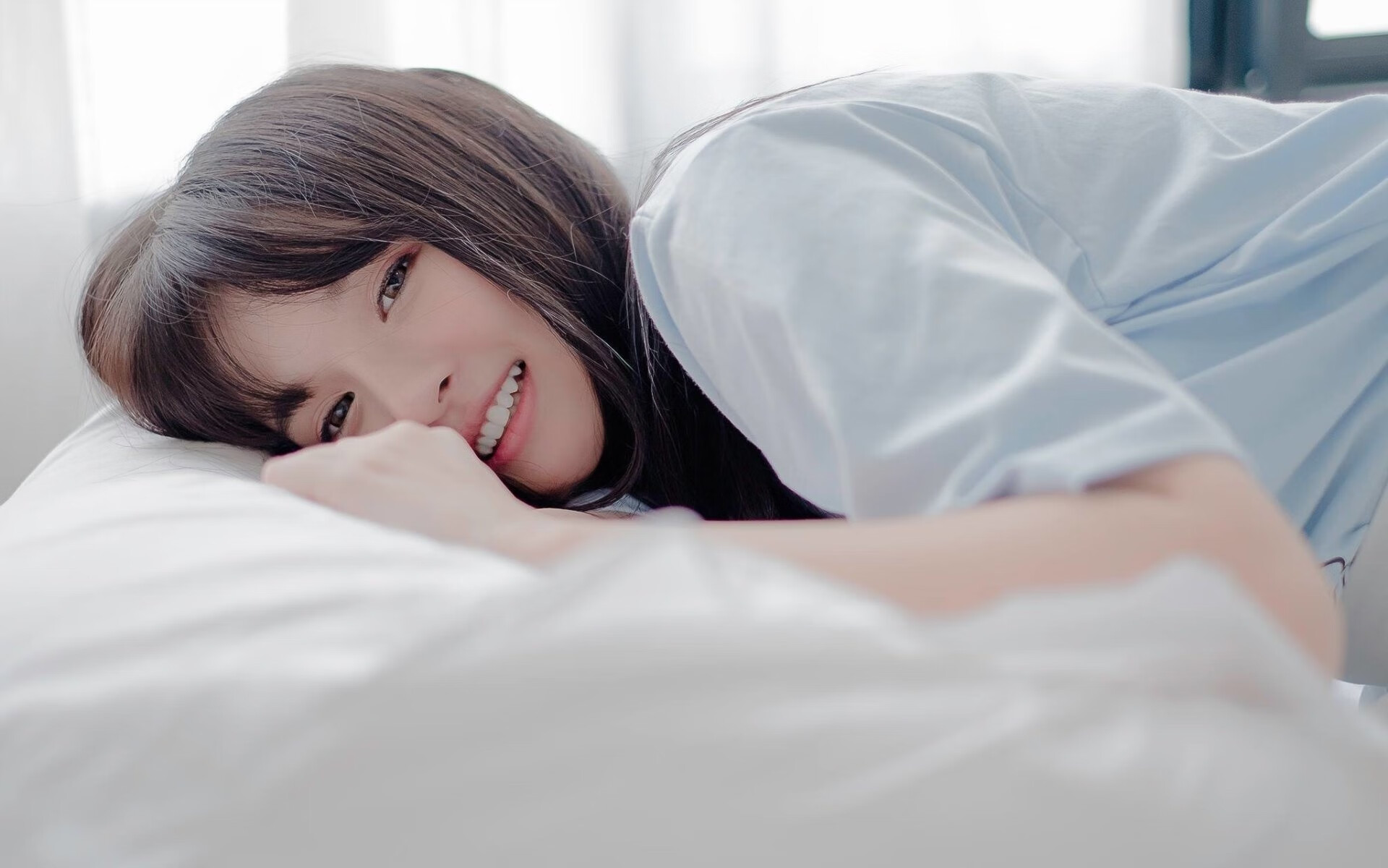 熊猫体育官方试玩-朱婷现身大学讲座鼓励热爱体育，朱婷接受采访视频2020